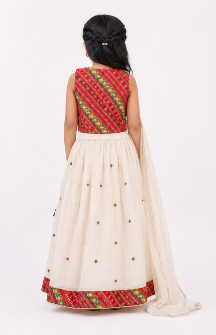 Elegant Kids Ethnic Lehenga Set with Embroidered Blouse & Dupatta