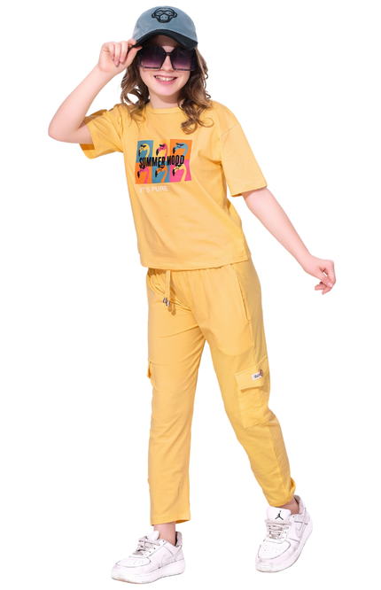 Girls' Summer Mood Lycra Cargo & Tee Set – Vibrant Yellow